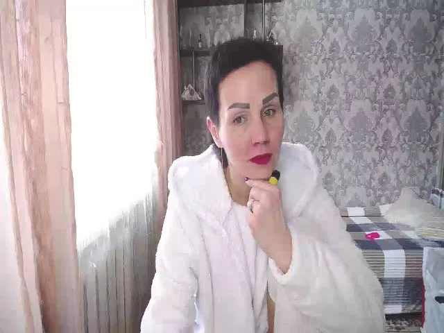 Live sex webcam photo for ZaraRix #272644295