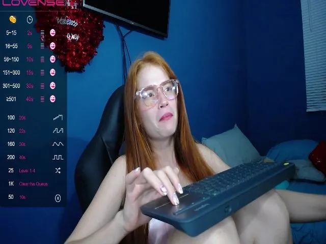Live sex webcam photo for Zathanna #272629202