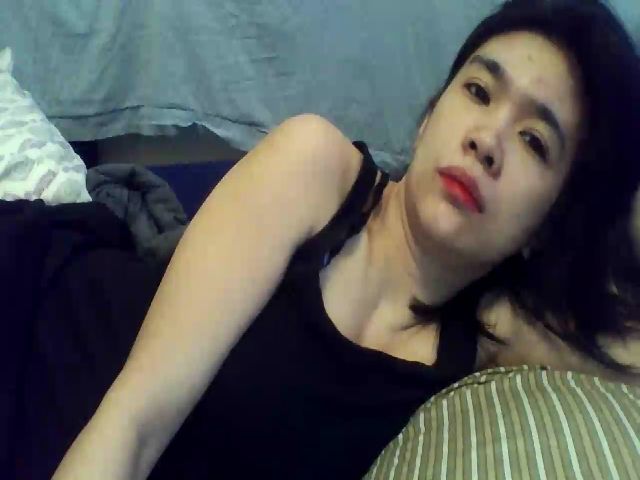 Live sex webcam photo for Zeerr1 #272479222