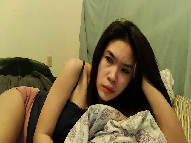 Live sex webcam photo for Zeerr1 #273100328