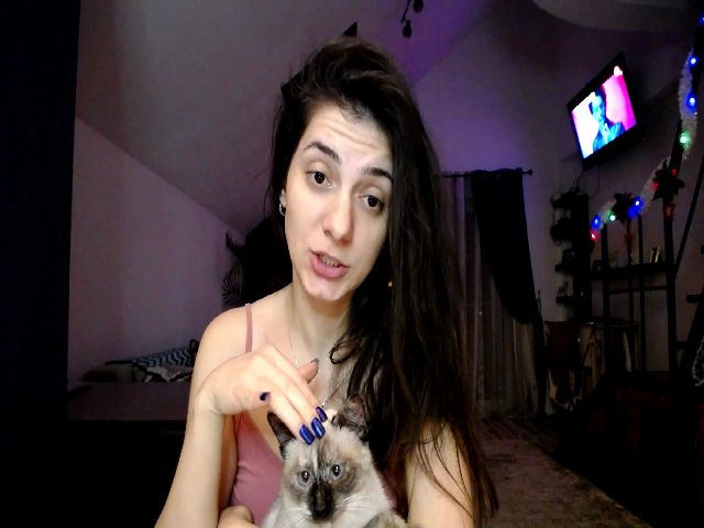 Live sex webcam photo for ZenyAda #271957800