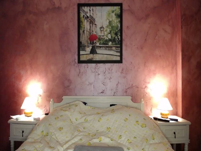 Live sex webcam photo for ZenyAda #272244495