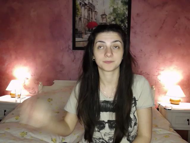 Live sex webcam photo for ZenyAda #272296648