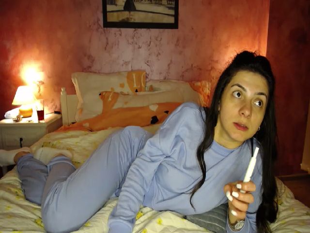 Live sex webcam photo for ZenyAda #272348550