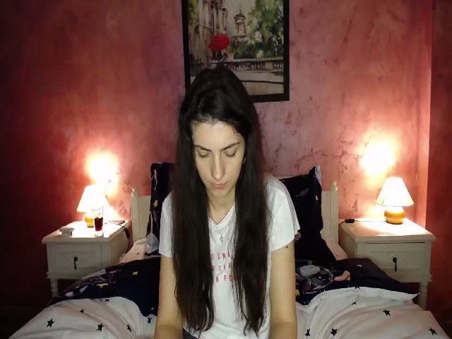 Live sex webcam photo for ZenyAda #272991872