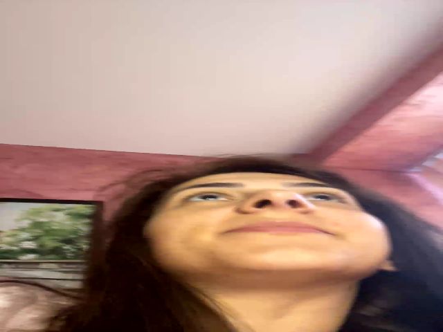 Live sex webcam photo for ZenyAda #273907915