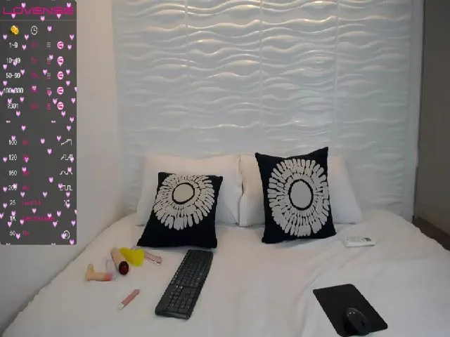 Live sex webcam photo for Zhamanta_ #272597536