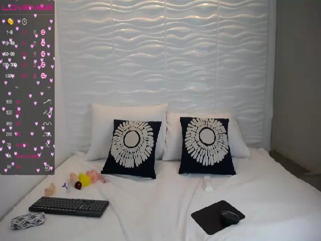 Live sex webcam photo for Zhamanta_ #272724776