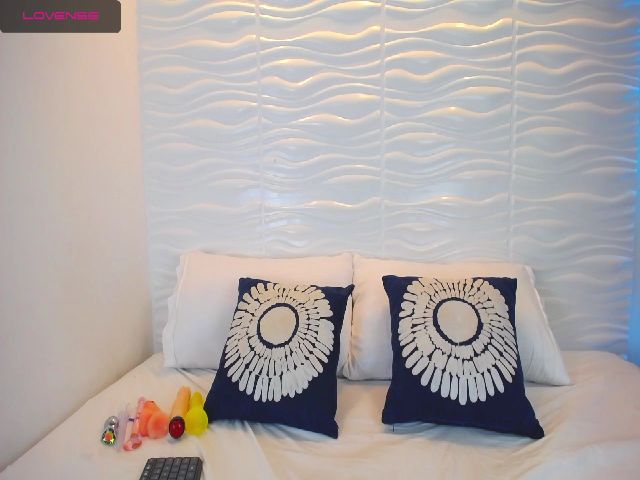 Live sex webcam photo for Zhamanta_ #273462010