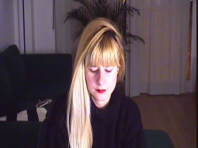 Live sex webcam photo for ZisBack_ #272425636