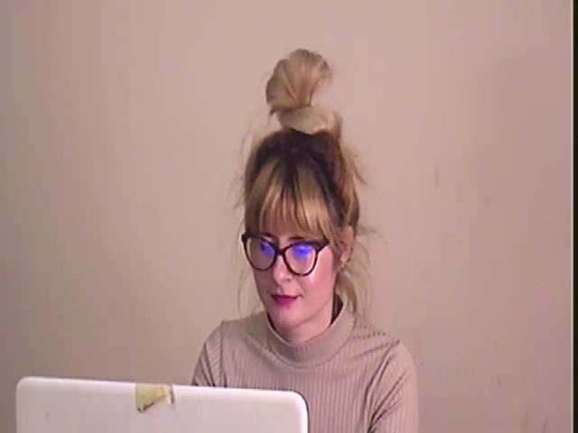 Live sex webcam photo for ZisBack_ #272588604