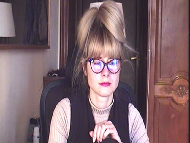 Live sex webcam photo for ZisBack_ #273190605