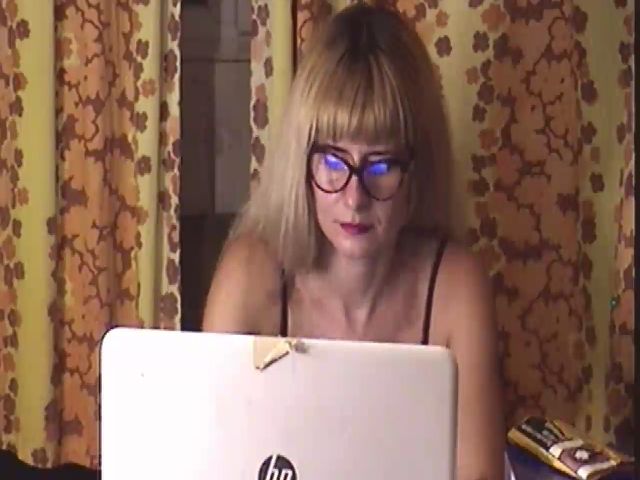 Live sex webcam photo for ZisBack_ #274169350