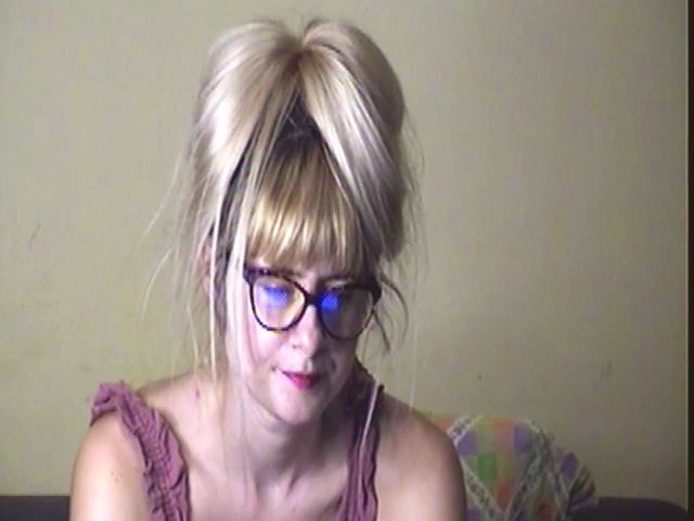 Live sex webcam photo for ZisBack_ #274415897