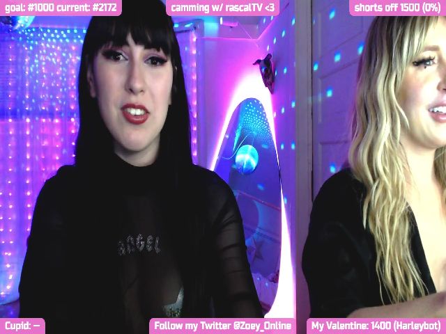 Live sex webcam photo for Zobot #272475465