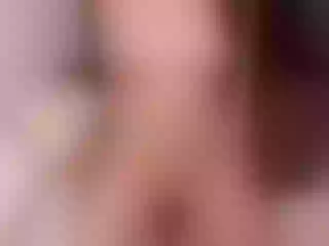 Live sex webcam photo for ZoeMelissa #272359205