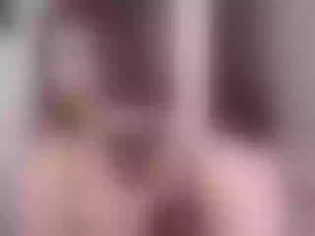 Live sex webcam photo for ZoeMelissa #272619682