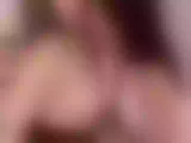 Live sex webcam photo for ZoeMelissa #272969380