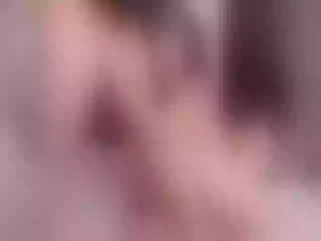 Live sex webcam photo for ZoeMelissa #273628481