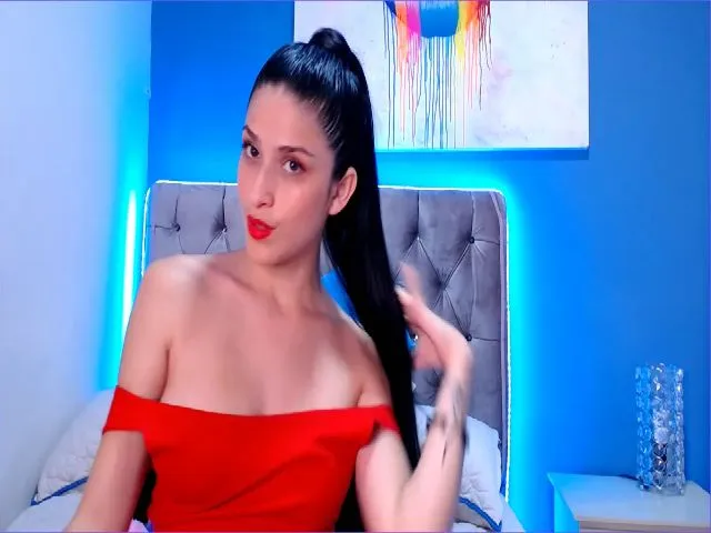 Live sex webcam photo for ZoeValencia #272845629