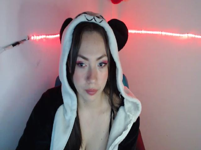 Live sex webcam photo for Zoe_obrien #273204656