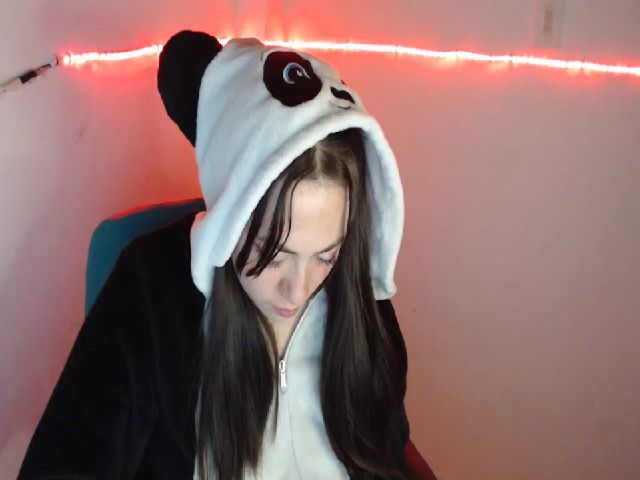 Live sex webcam photo for Zoe_obrien #273205155