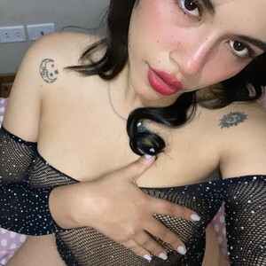 Live sex webcam photo for Zoeysoda #291559905