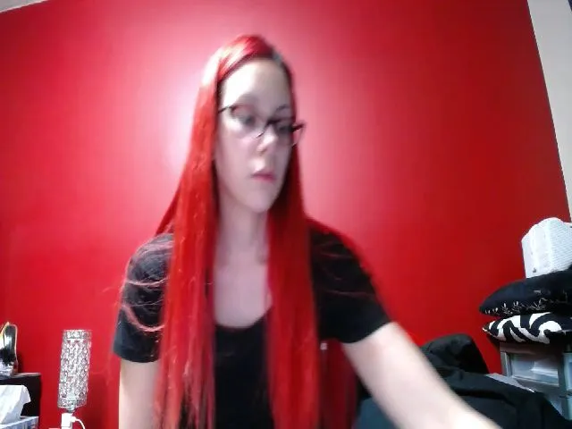 Live sex webcam photo for ZombieGirlX #271891424