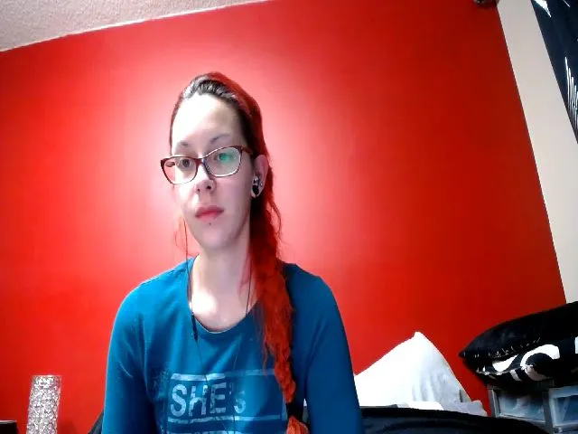 Live sex webcam photo for ZombieGirlX #272312553