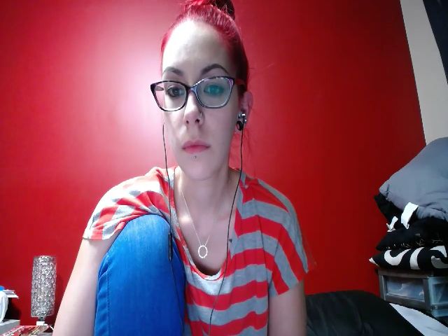 Live sex webcam photo for ZombieGirlX #273631926