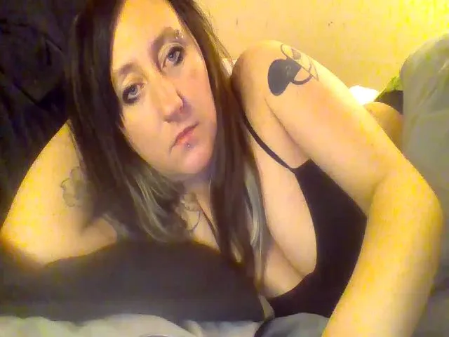 Live sex webcam photo for Zrayzz #272809230