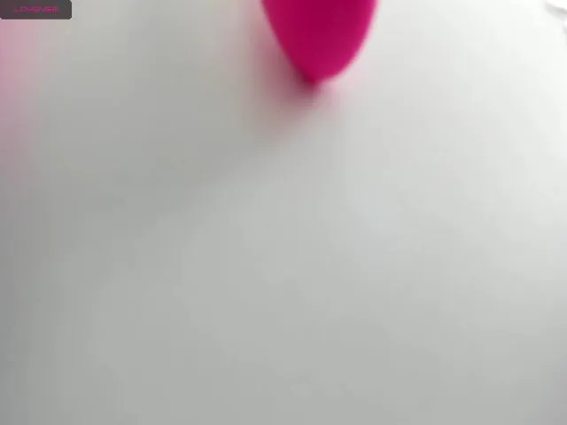 Live sex webcam photo for ainhoa_h #271770408