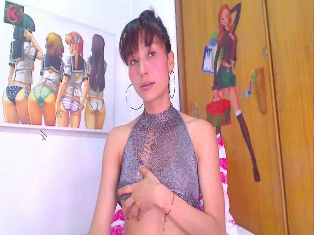 Live sex webcam photo for aleja_2 #274089484