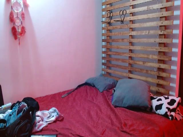 Live sex webcam photo for aleja_tatto #272693962