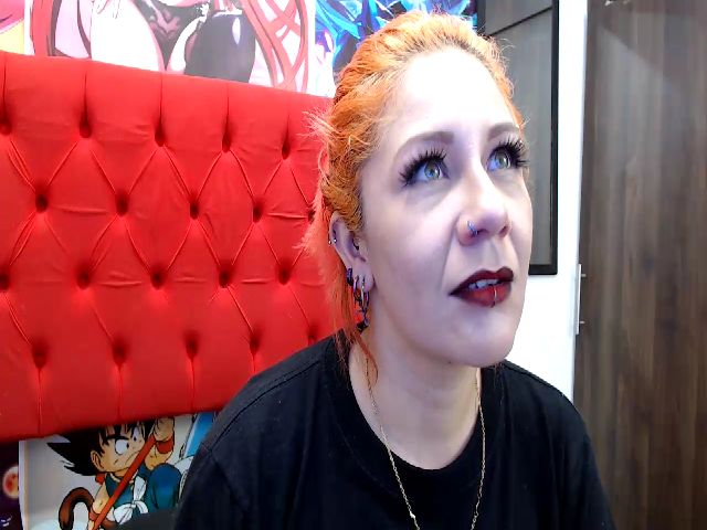 Live sex webcam photo for alice_hot02 #272146758