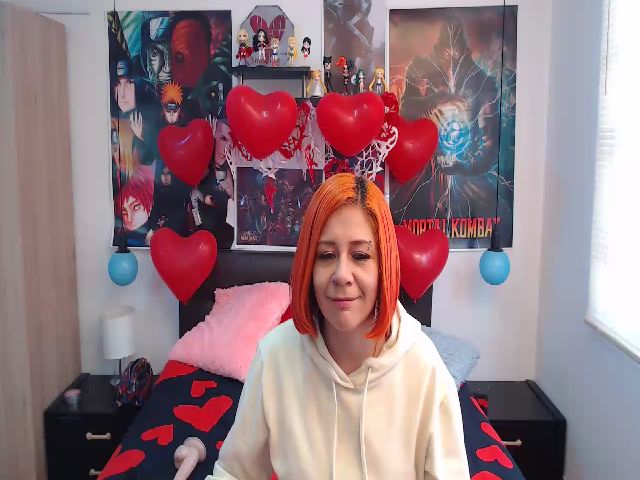 Live sex webcam photo for alice_hot02 #272410740