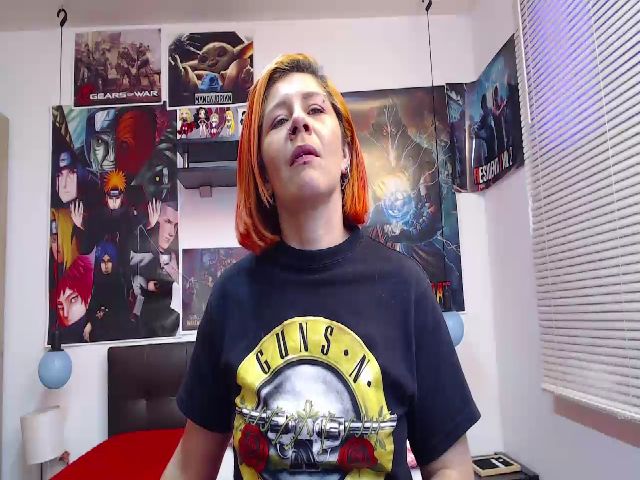 Live sex webcam photo for alice_hot02 #272678419