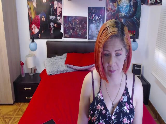 Live sex webcam photo for alice_hot02 #272801538