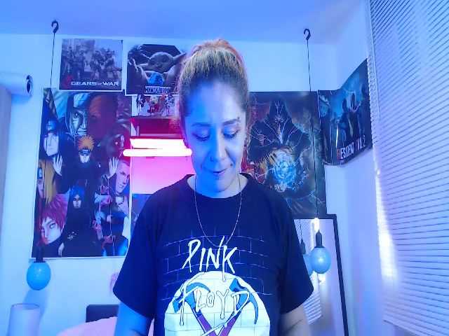 Live sex webcam photo for alice_hot02 #273119541