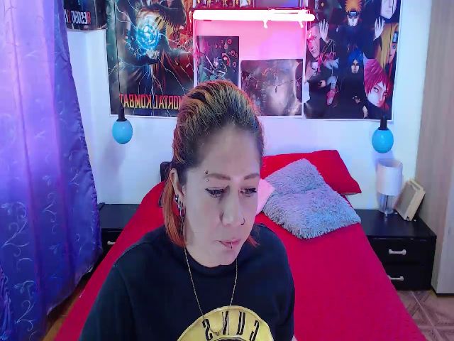 Live sex webcam photo for alice_hot02 #273272259