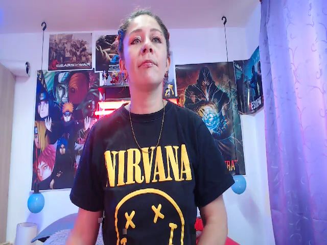 Live sex webcam photo for alice_hot02 #273313687