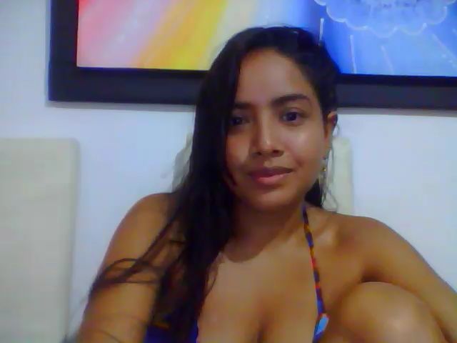 Live sex webcam photo for andrea_bugy #274456950