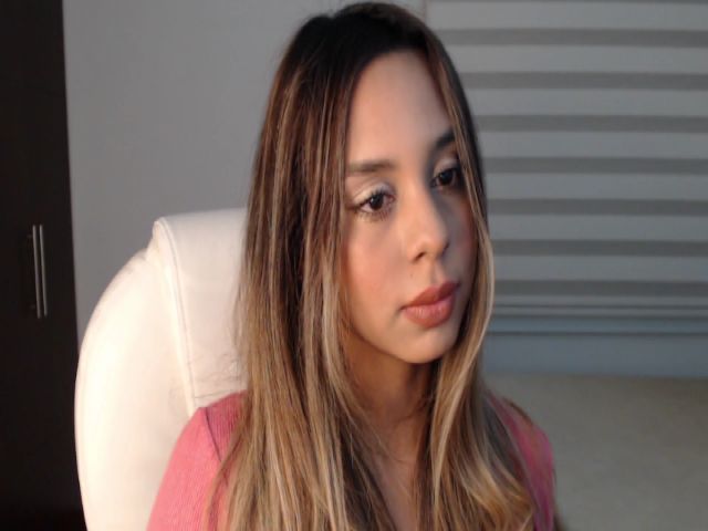 Live sex webcam photo for angelalovers #273087949