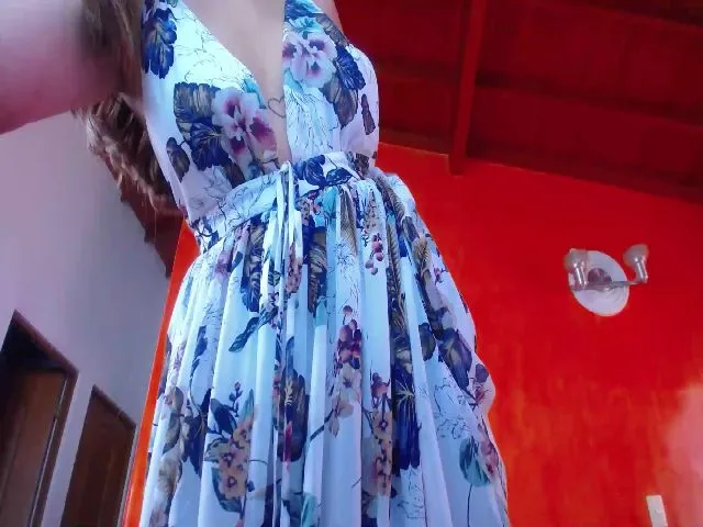 Live sex webcam photo for angeles_cute #271969797