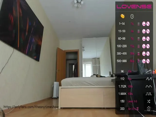 Live sex webcam photo for anytimeshow #275084054