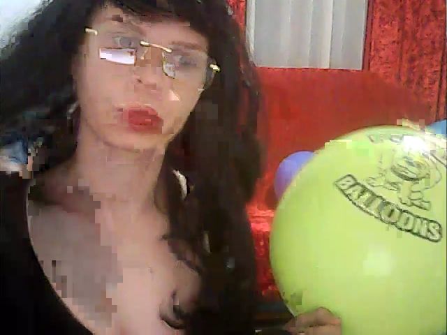 Live sex webcam photo for araartist #272415561