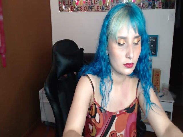 Live sex webcam photo for ari_hillberry #271740339