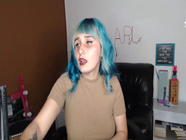 Live sex webcam photo for ari_hillberry #272101106