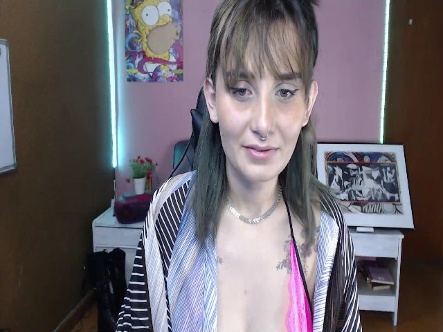 Live sex webcam photo for ari_hillberry #273465544