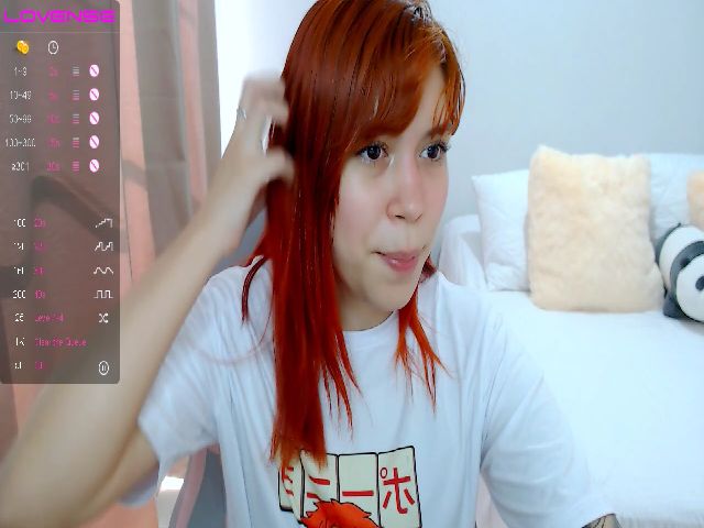 Live sex webcam photo for aria_02 #272227993